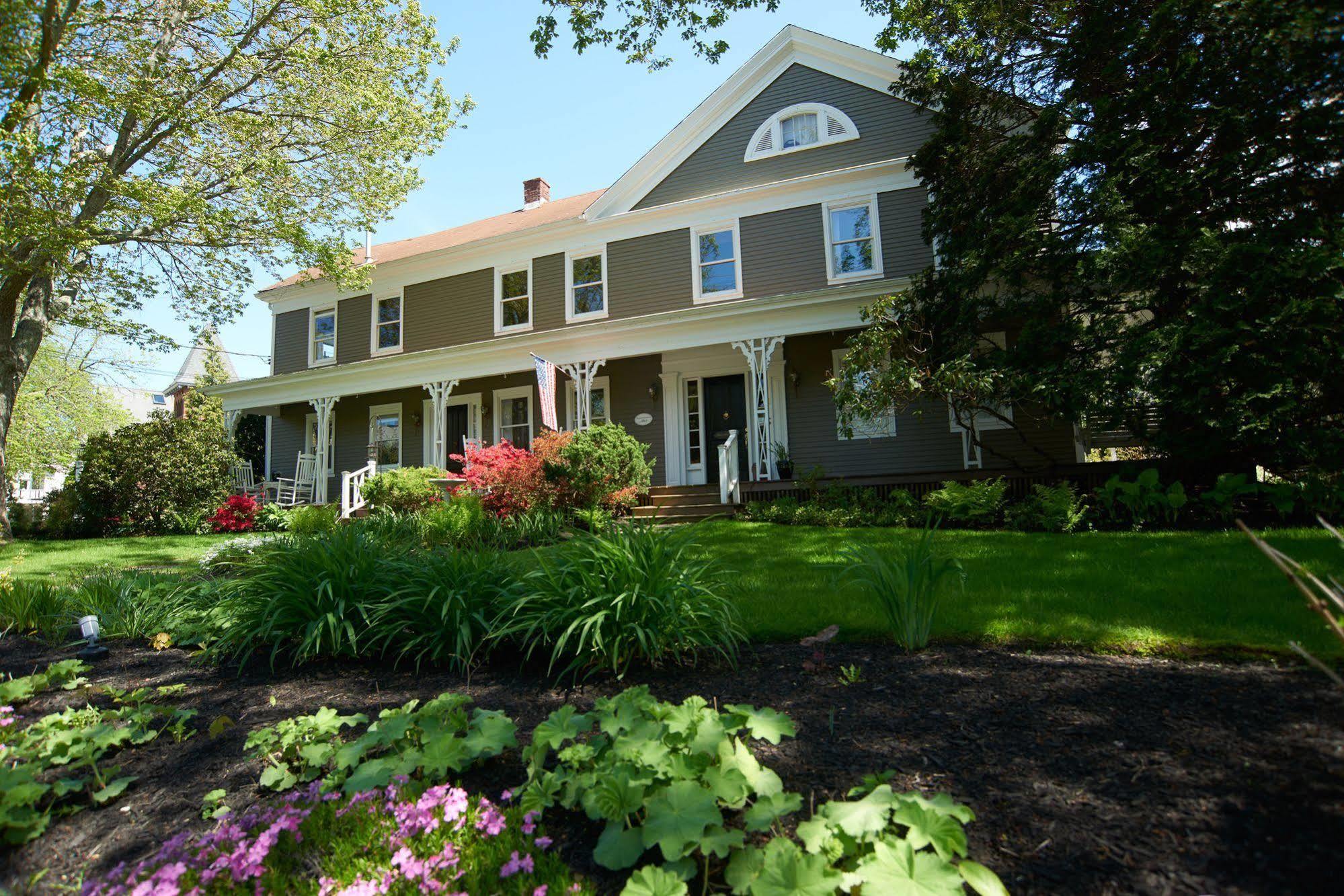 Belfry Inn And Bistro Sandwich Exterior foto